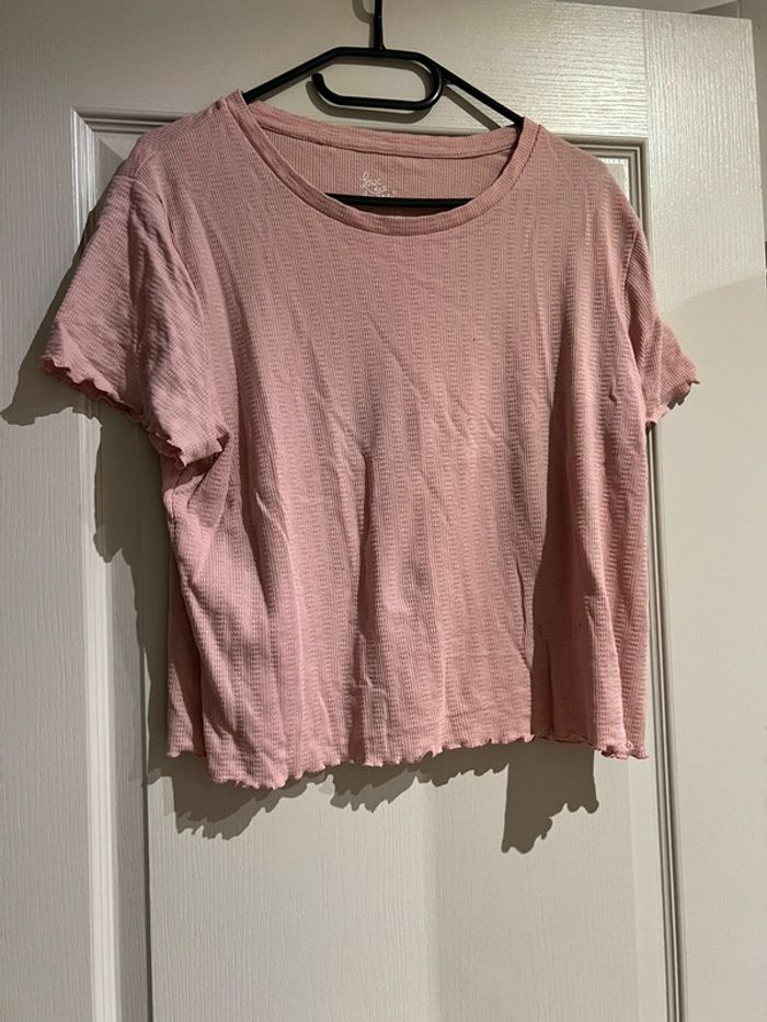 T-shirt court