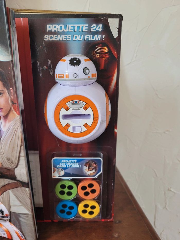 Vends livre et projecteur star wars comme au cinéma pi Kids 2016 - photo numéro 2