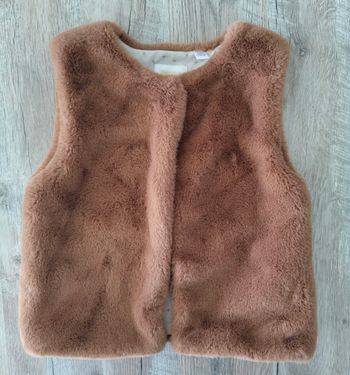 Gilet fausse fourrure