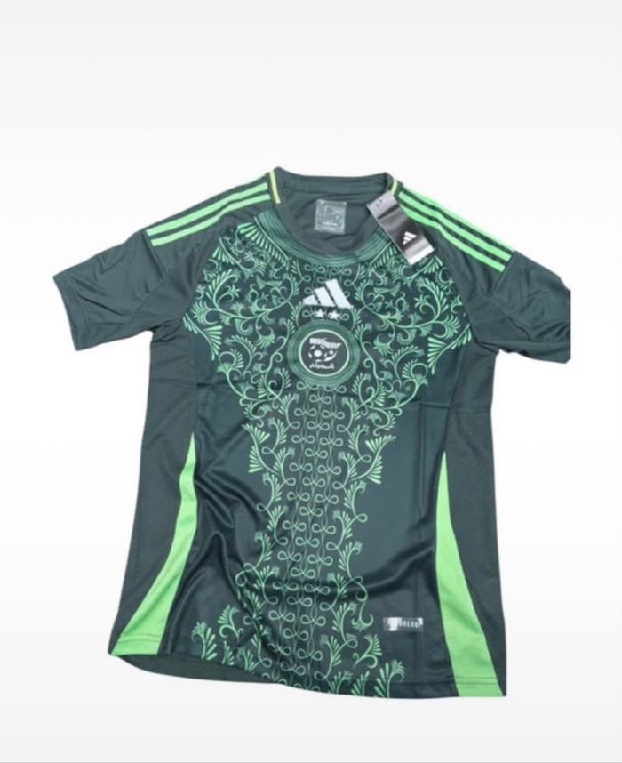Maillot Algérie Adidas Officiel – Neuf avec Étiquette – Édition Spéciale 2023