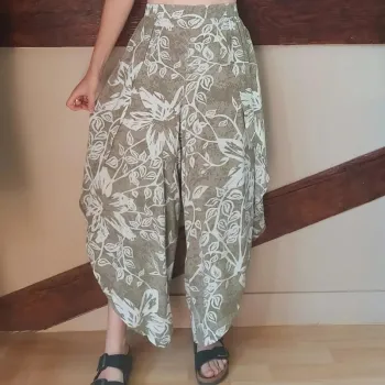 Jupe culotte verte fleurie Rainbow