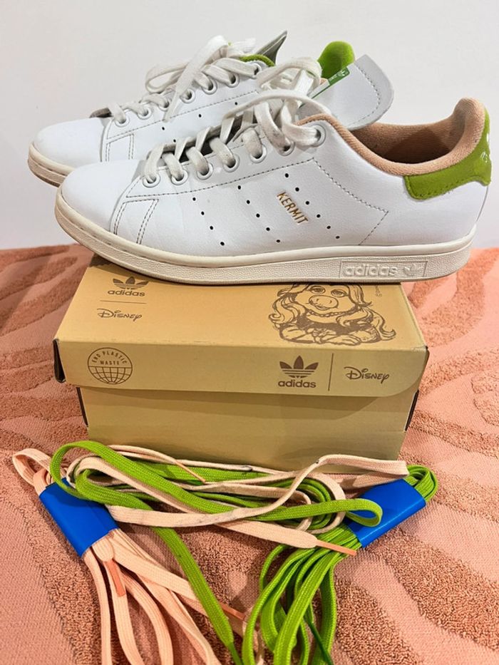 Basket adidas Stan smith édition limitée Disney : Kermit et Peggy pointure 38 2/3 - photo numéro 2