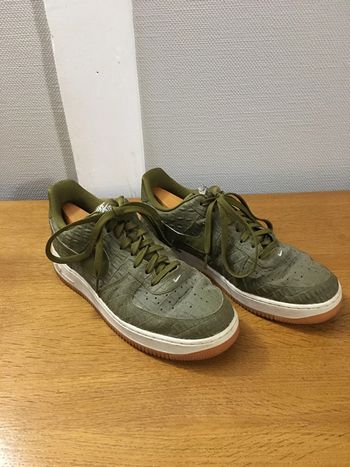 Paire de Nike Air Force 1 Low Milice Vert taille 44,5