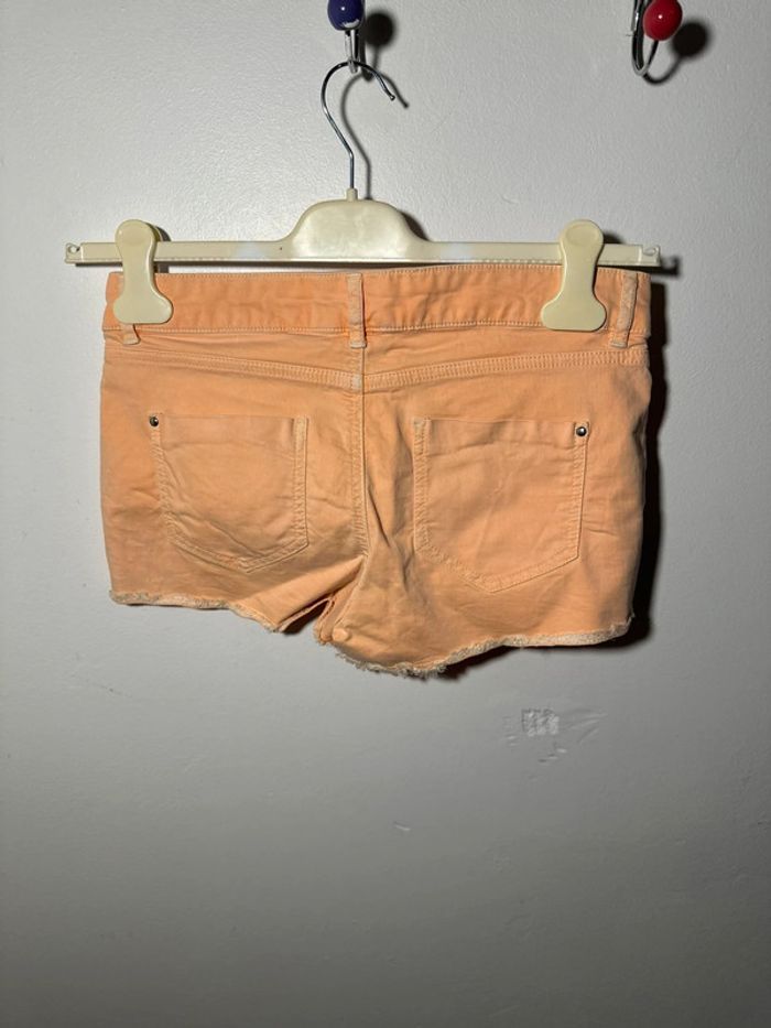 Short orange - photo numéro 2