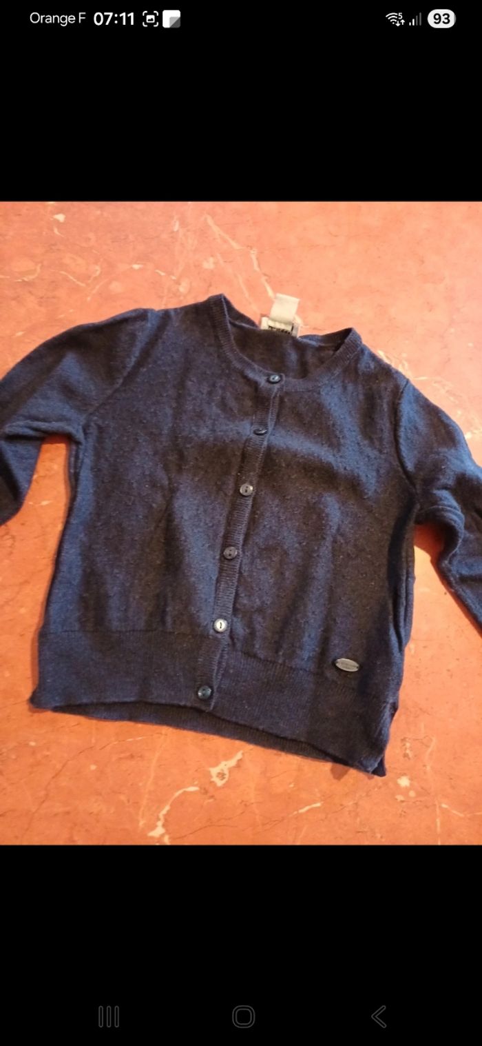 Gilet fille taille 4 ans - photo numéro 1