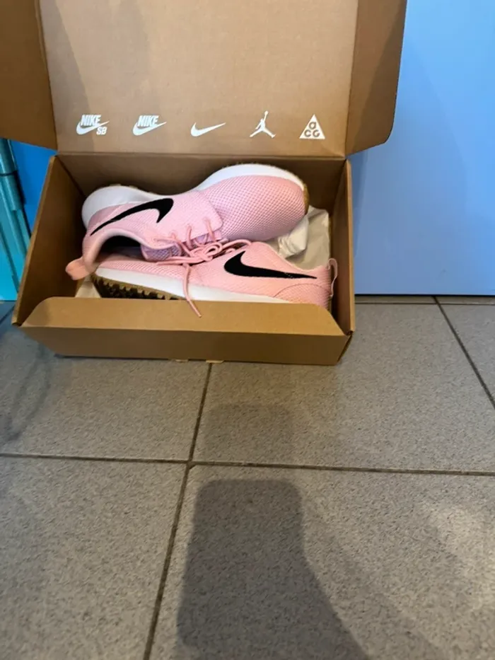 Nike rose