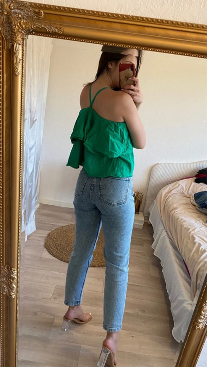 Crop top vert à volants - photo numéro 3