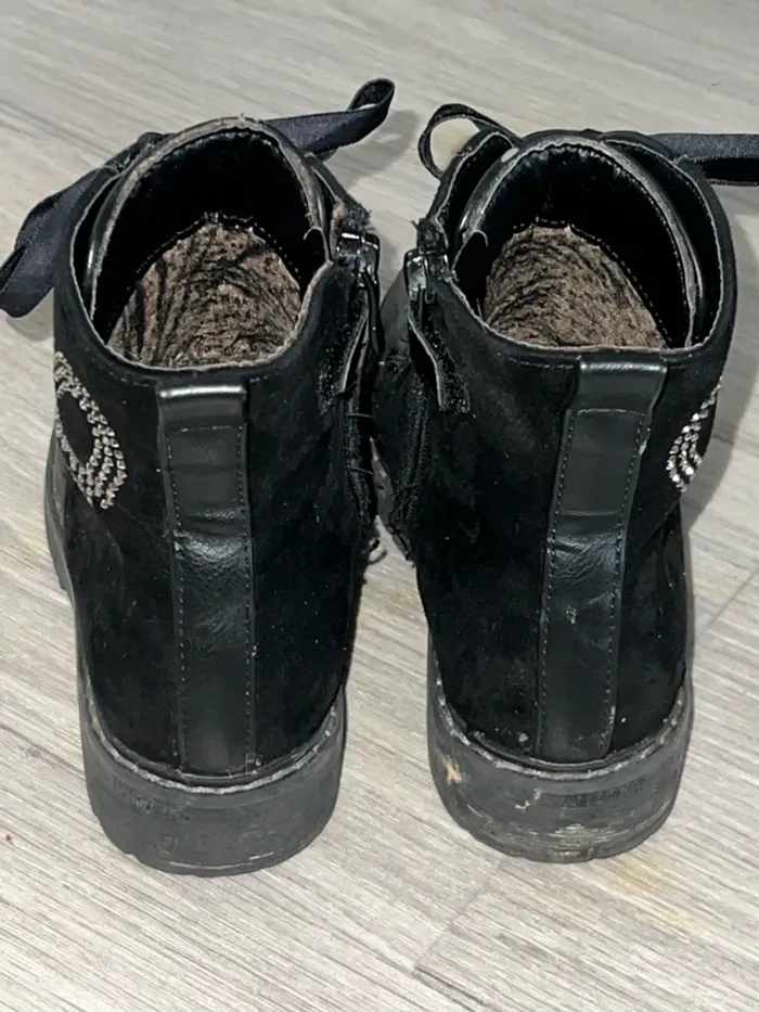 Bottines noires - photo numéro 2