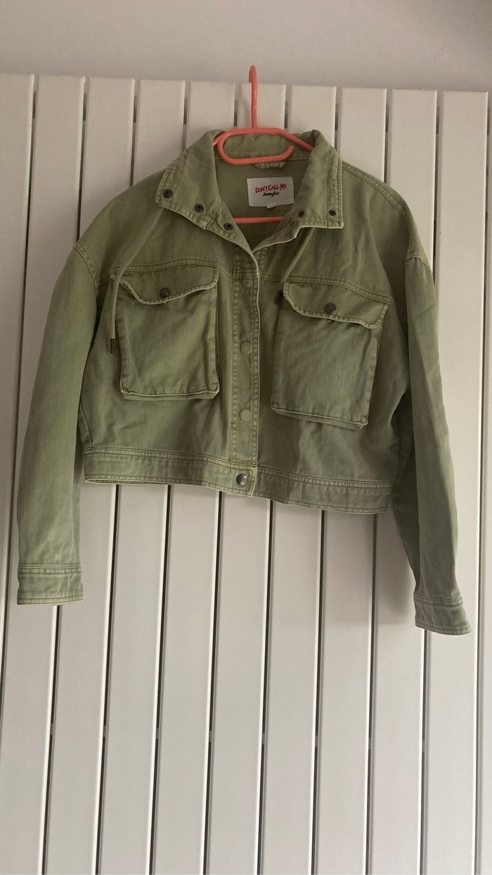 Blouson en jean vert kaki clair