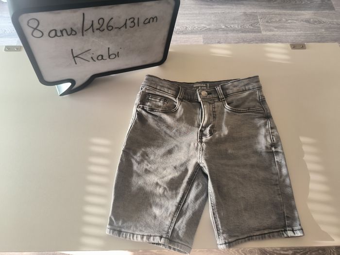 Bermuda Kiabi gris clair