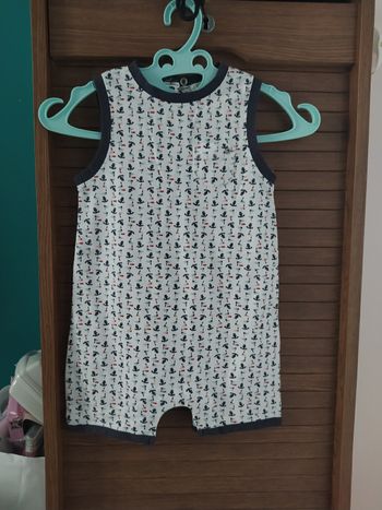 Combishort Taille 9 mois