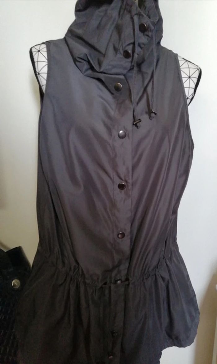 Veste sans manche grise - photo numéro 5