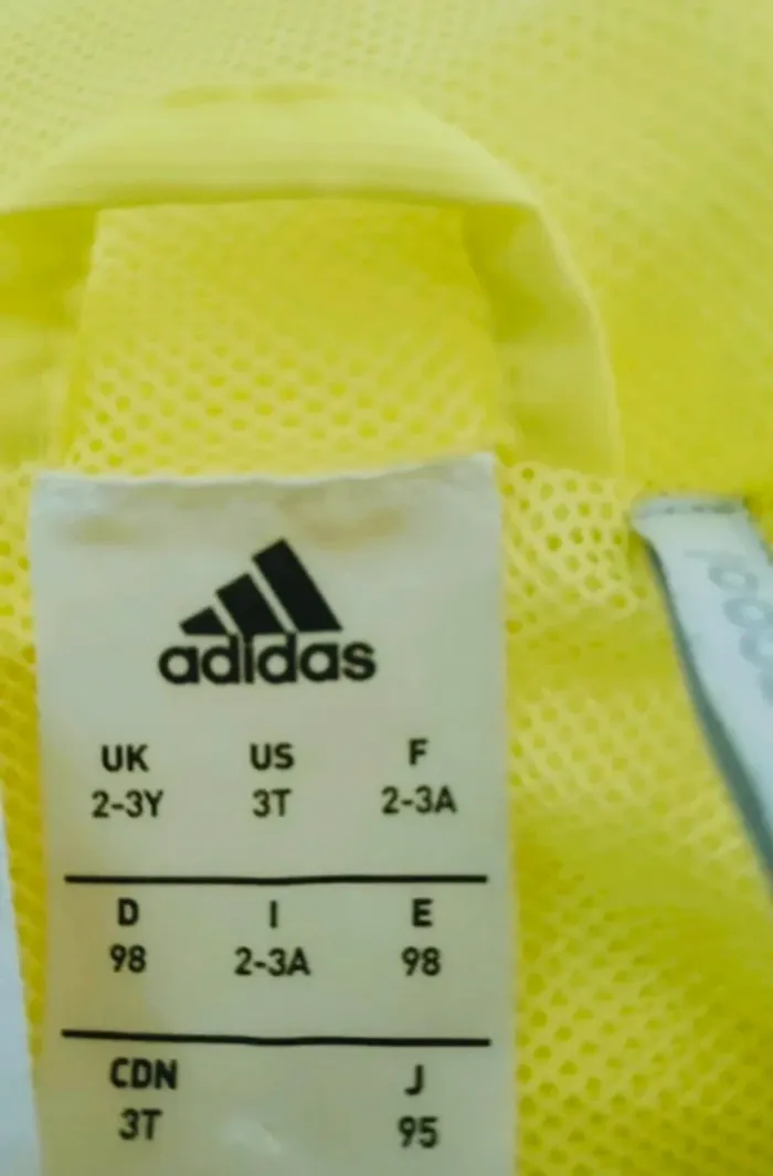 Veste Adidas Taille 2/3 ans - photo numéro 4