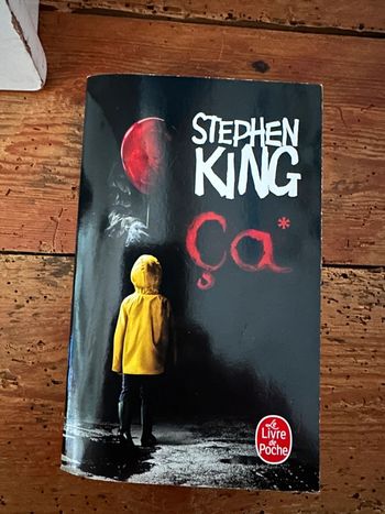 Livre de poche Stephen King Ça clown horreur peur ballon rouge texte intégral