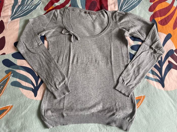 Pull gris noeud taille 38/40