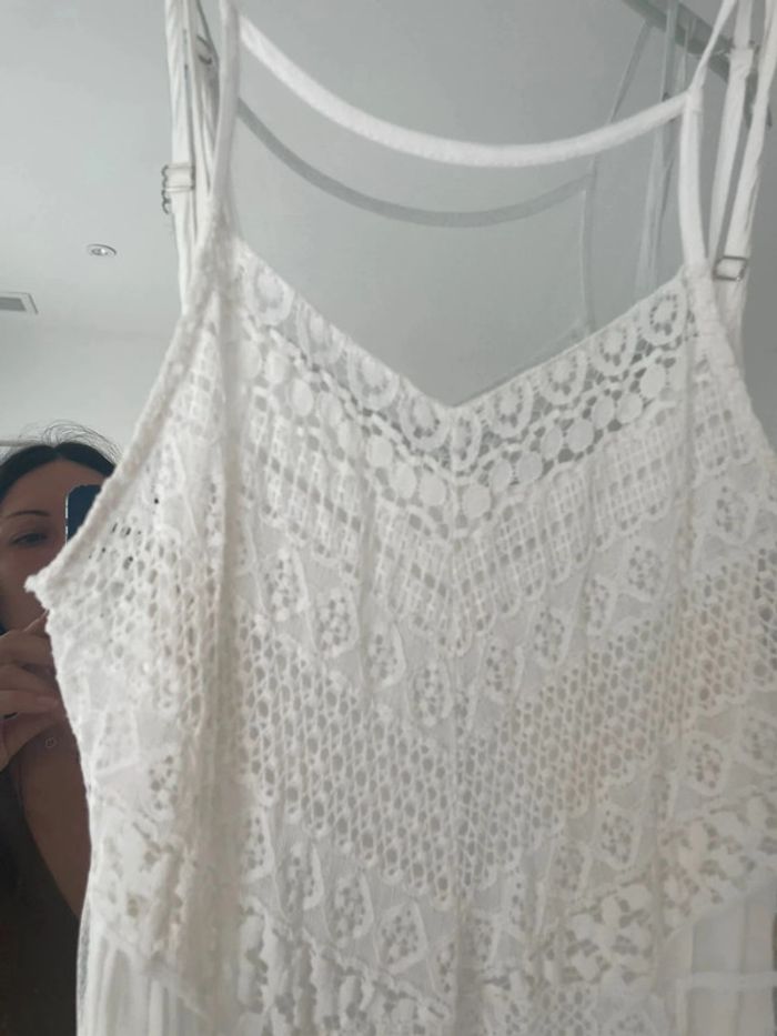 Robe longue dentelle - photo numéro 4