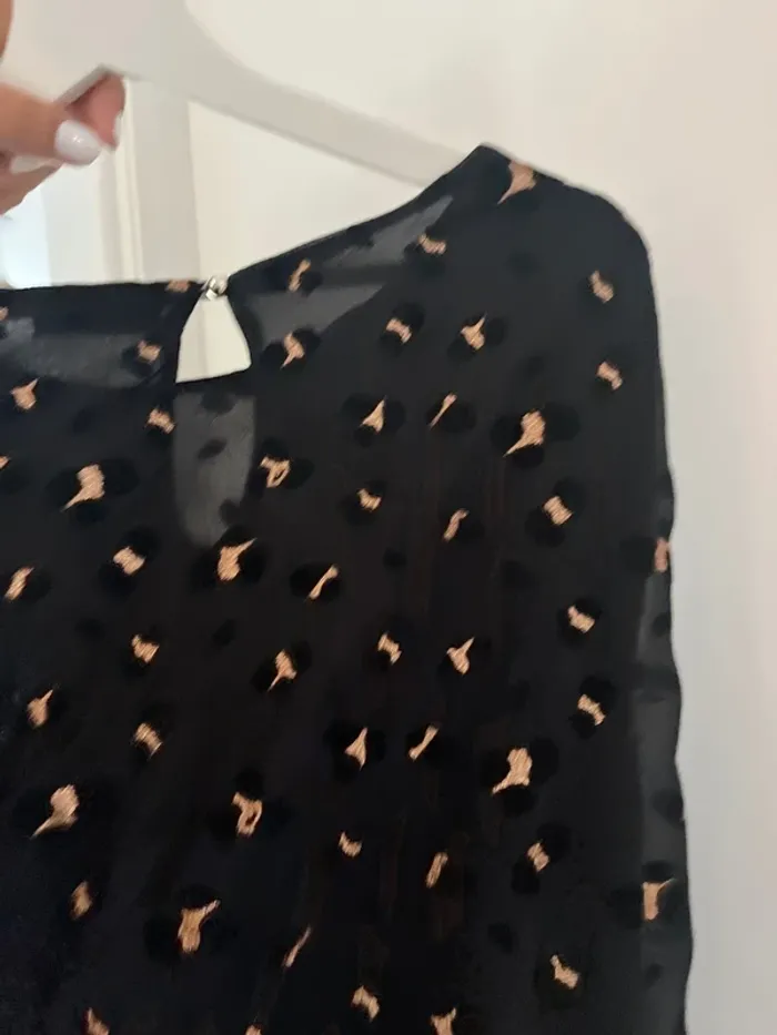 Blouse, noir, imprimé léopard brillant - photo numéro 4