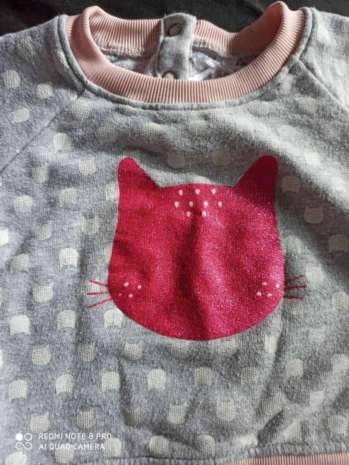 Pull gris et rose chat - photo numéro 3