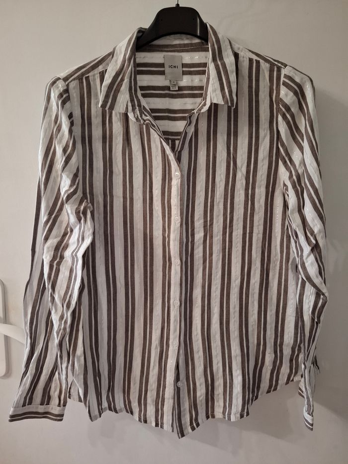 Chemise ichi taille 36 en très bon état Chemise ichi taille 36 en très bon état