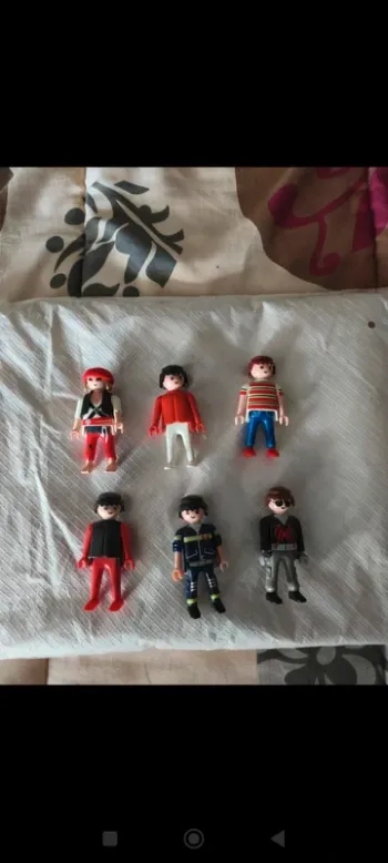 Lot 22 Personnages Playmobil