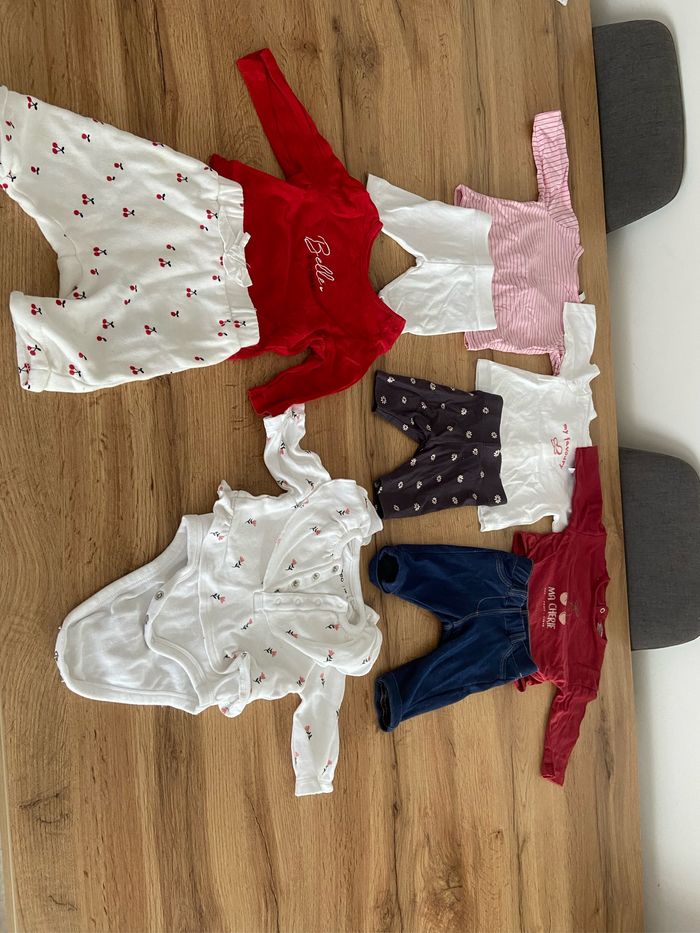 Lot ensemble fille 1 mois - photo numéro 2