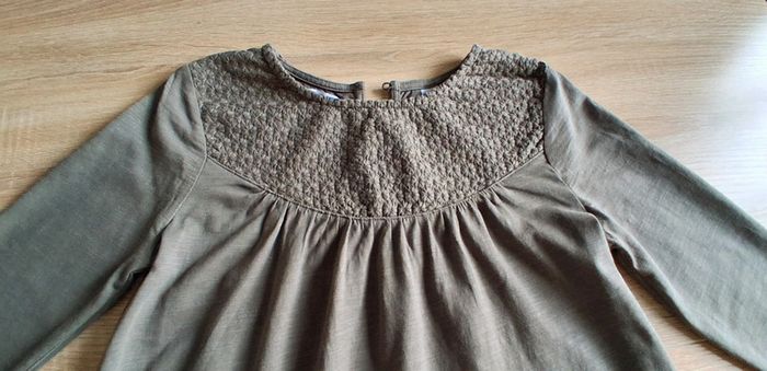 Chemise fille taille 12 ans - photo numéro 2