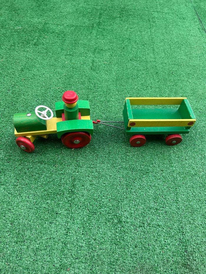 Jouet tracteur en bois vintage avec remorque - photo numéro 2