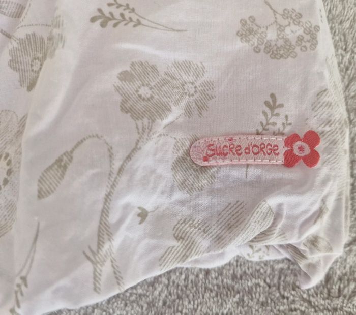 Ensemble Sucre d'orge été 6M neuf : blouse + short - photo numéro 5
