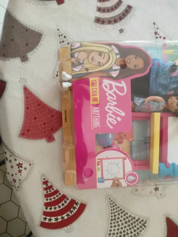 Barbie you can be anything professeur d art neuve - photo numéro 4
