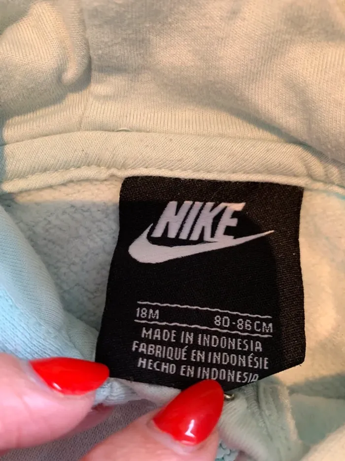 Ensemble survêtement Nike taille 18 mois - photo numéro 5
