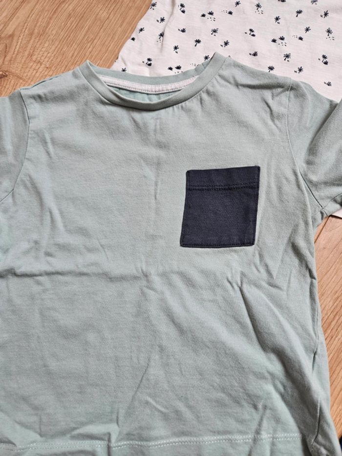Lot de 4 t-shirts Vertbaudet Kiabi 5 ans - photo numéro 2