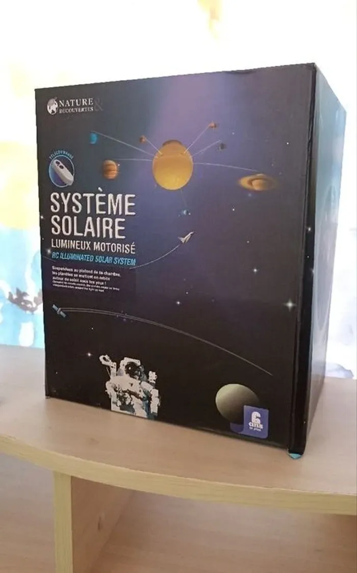 Système solaire lumineux motorisé