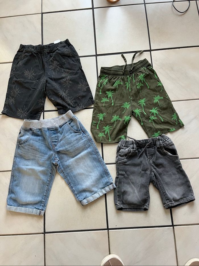 Lot de 4 shorts garçon 8-10 ans