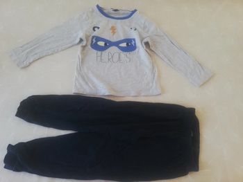 Pijamas 2 PCS gris/marine 5 ans Kiabi