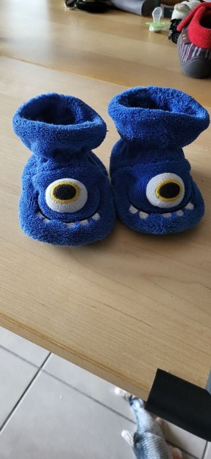 Chaussons isotoner T21-22