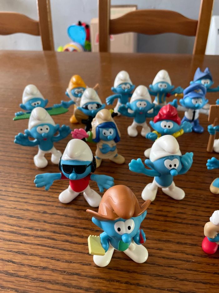 Lot de 28 figurines Schtroumpfs - photo numéro 3