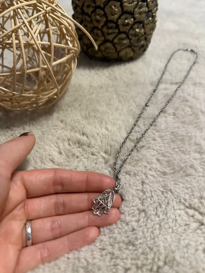 Collier main de fatma argenté - photo numéro 2