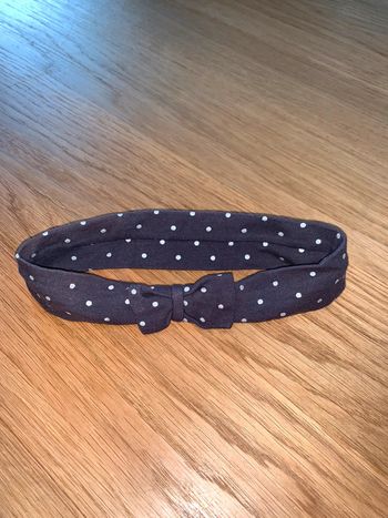 Bandeau tissu Kiabi Motifs pois Gris anthracite argenté Noeud sur le dessus