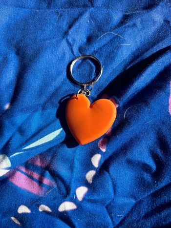 Porte clef cœur orange