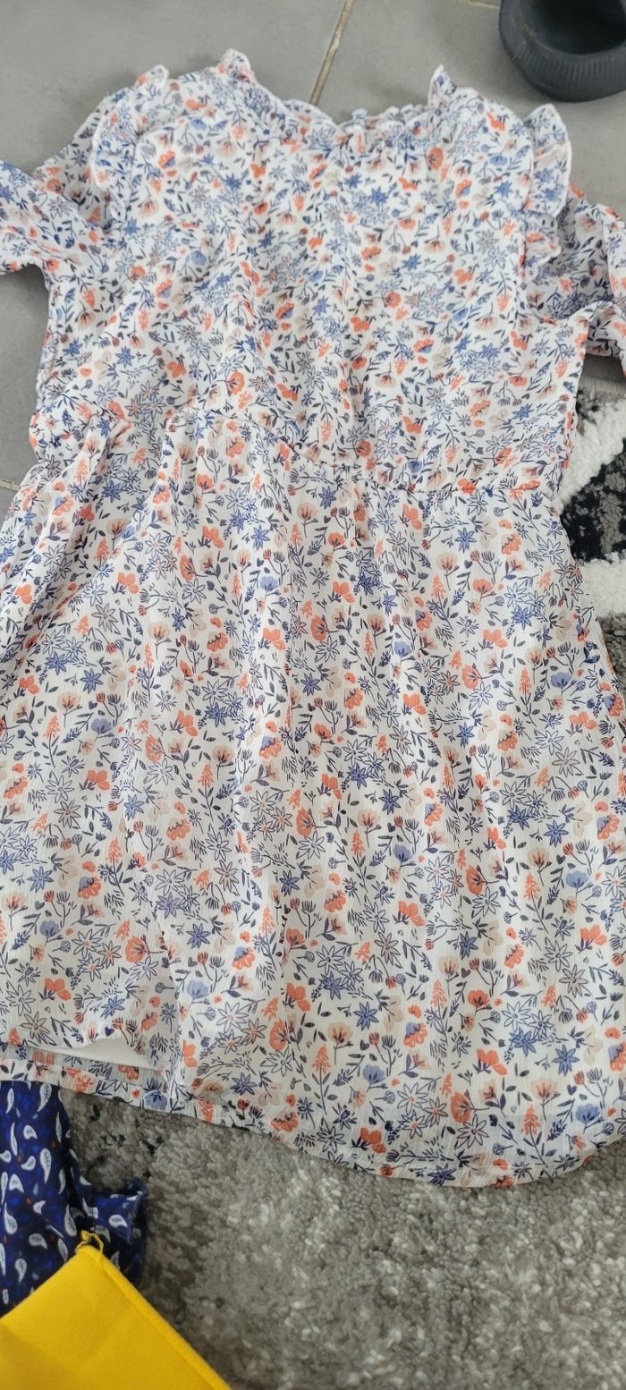 Lot robe - photo numéro 3