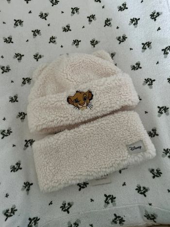 Tour de cou et bonnet Simba