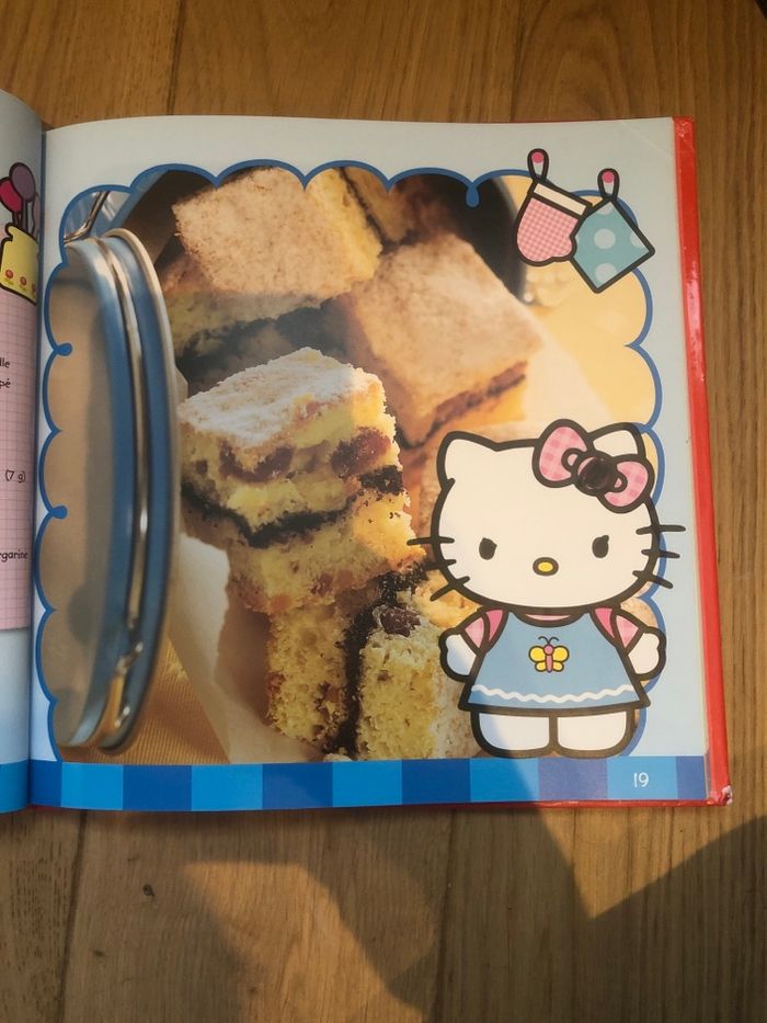 Mes gâteaux préférés - Hello Kitty - photo numéro 4