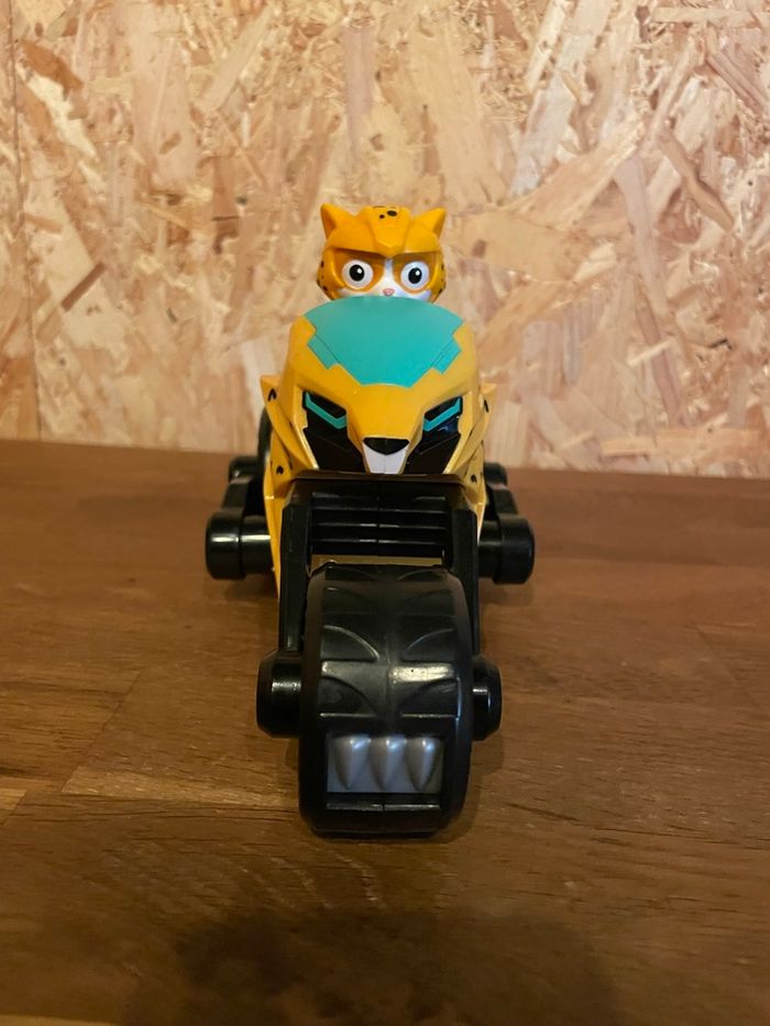 Idée Cadeau 🎁 Cat Pack Figurine Chat de Chascadeur de la Pat Patrouille avec sa moto Rare Wildcat - photo numéro 7