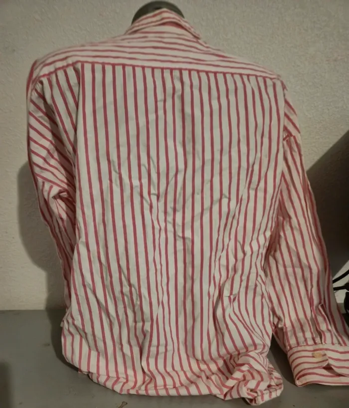 Chemise à rayures roses en très bon état Taille M - photo numéro 2