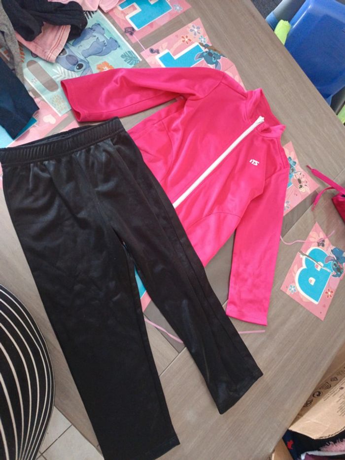 Ensemble 2 pièces jogging its 5 ans