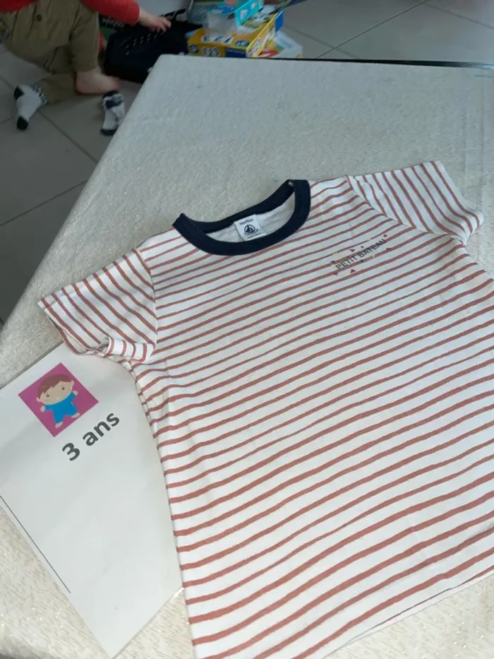 Tee shirt petit bateau 3 ans