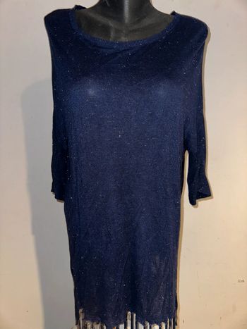 Tunique bleu marine et brillante