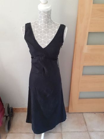 Robe noire en lin