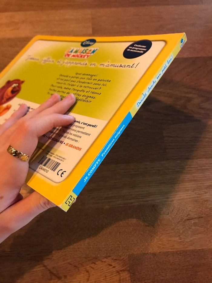 Livre Les livres ardoises de mes premières années La maison de Mickey Donald cherche son petit - photo numéro 3