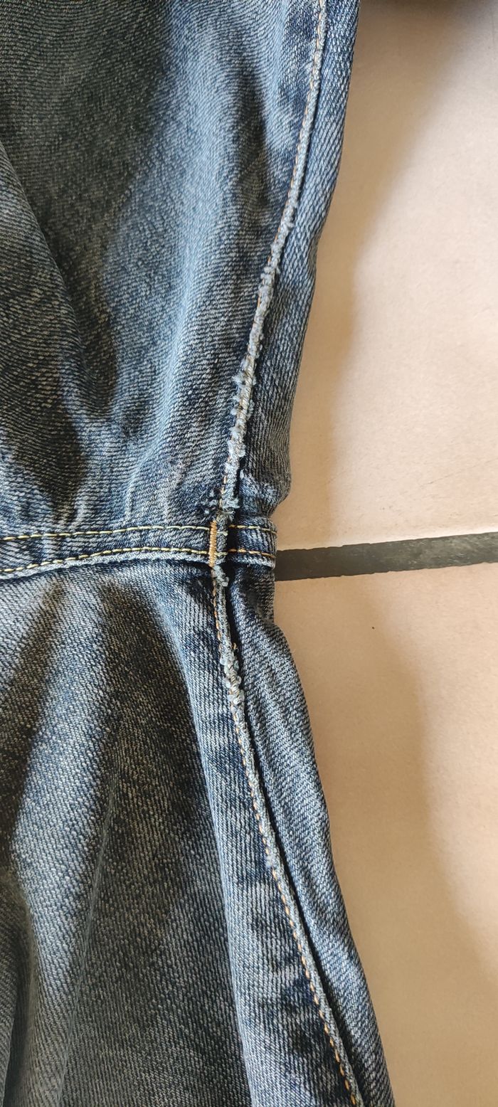 jean homme levi's gris/bleu 501 taille W32 L36 - photo numéro 3